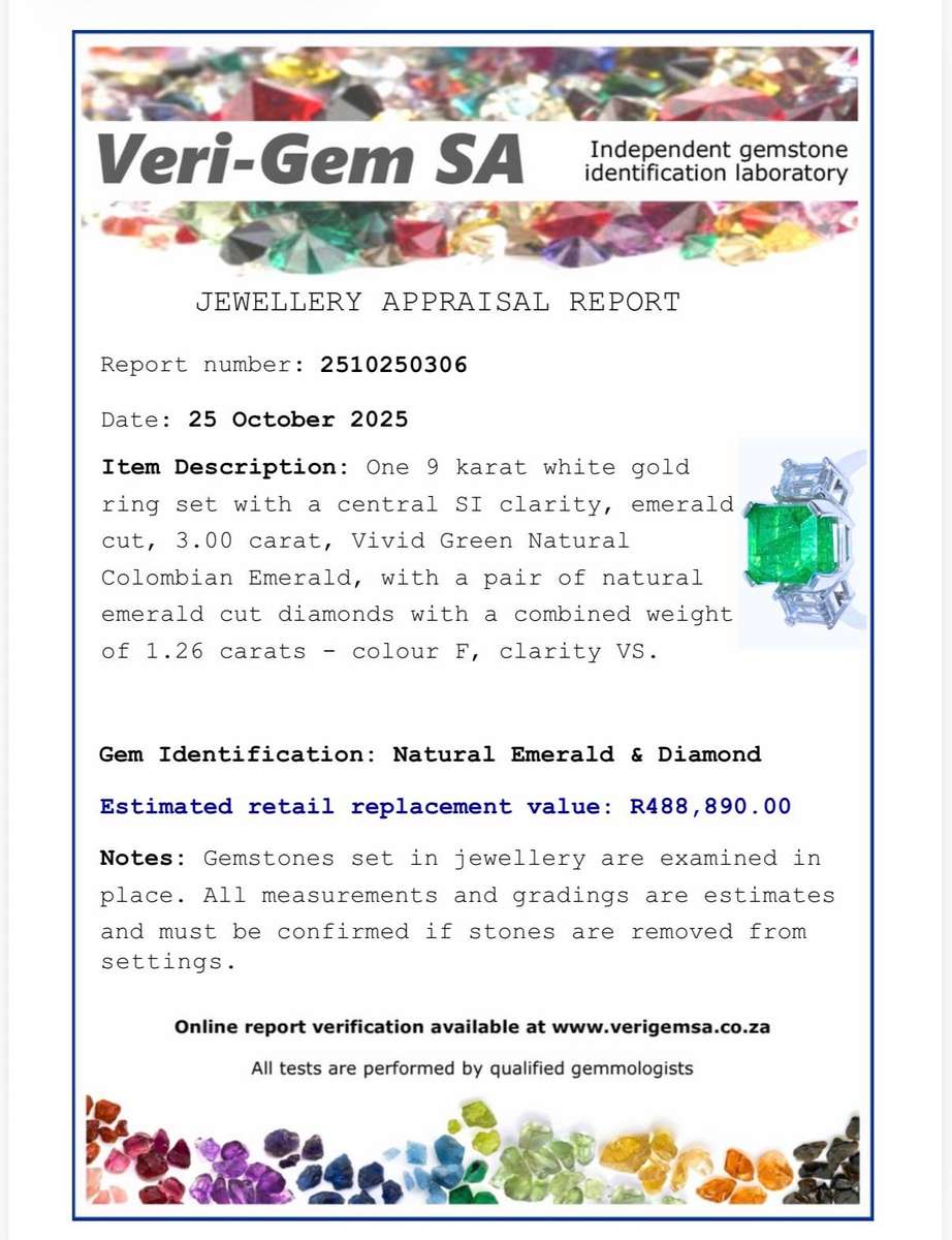 4.86ct Colombian Emerald & Diamond Ring
