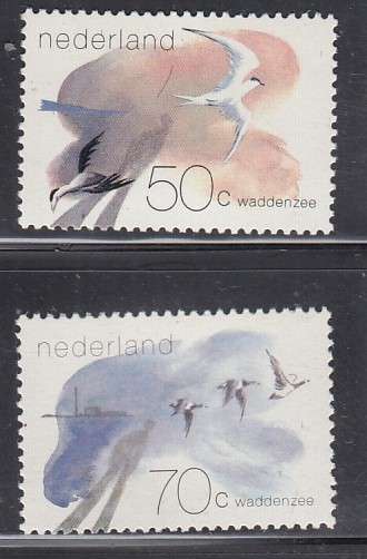 NETHERLANDS 1982 SG 1403-1404 COMPLETE SET MNH.