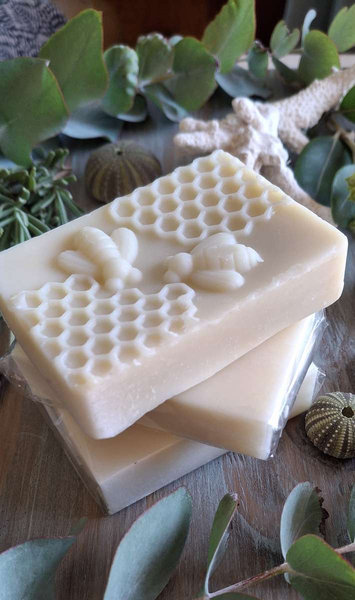 3 x Natural handmade Seawater soaps (Neroli essential oil) in honey bee pattern 90 gram bar
