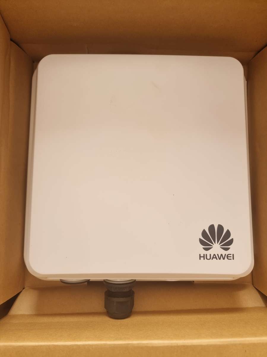 Huawei B222 Outdoor CPE LTE Modem