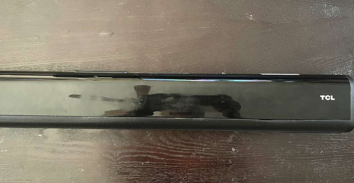 TCL 2.1CH S522W Soundbar with Wireless Subwoofer - Bluetooth and HDMI Arc (for Parts or repair)