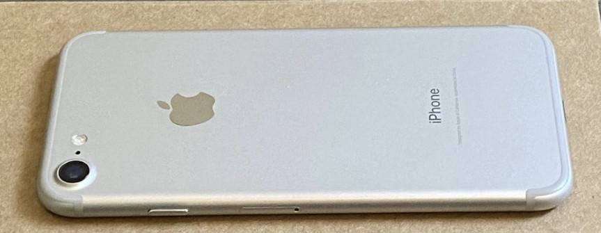 CERTIFIED PRE-OWNED: iPhone 7 (32GB)  SILVER