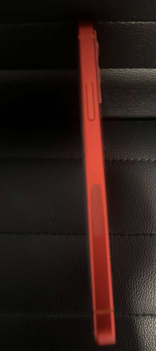 iPhone 12 128GB Product Red