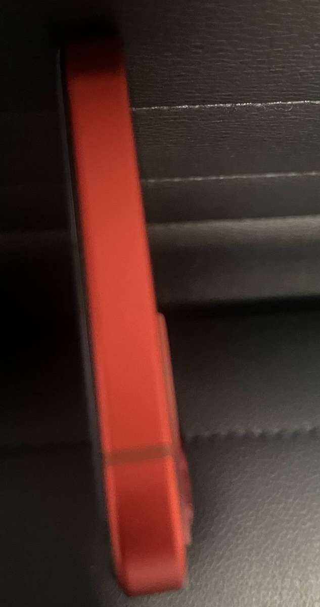 iPhone 12 128GB Product Red