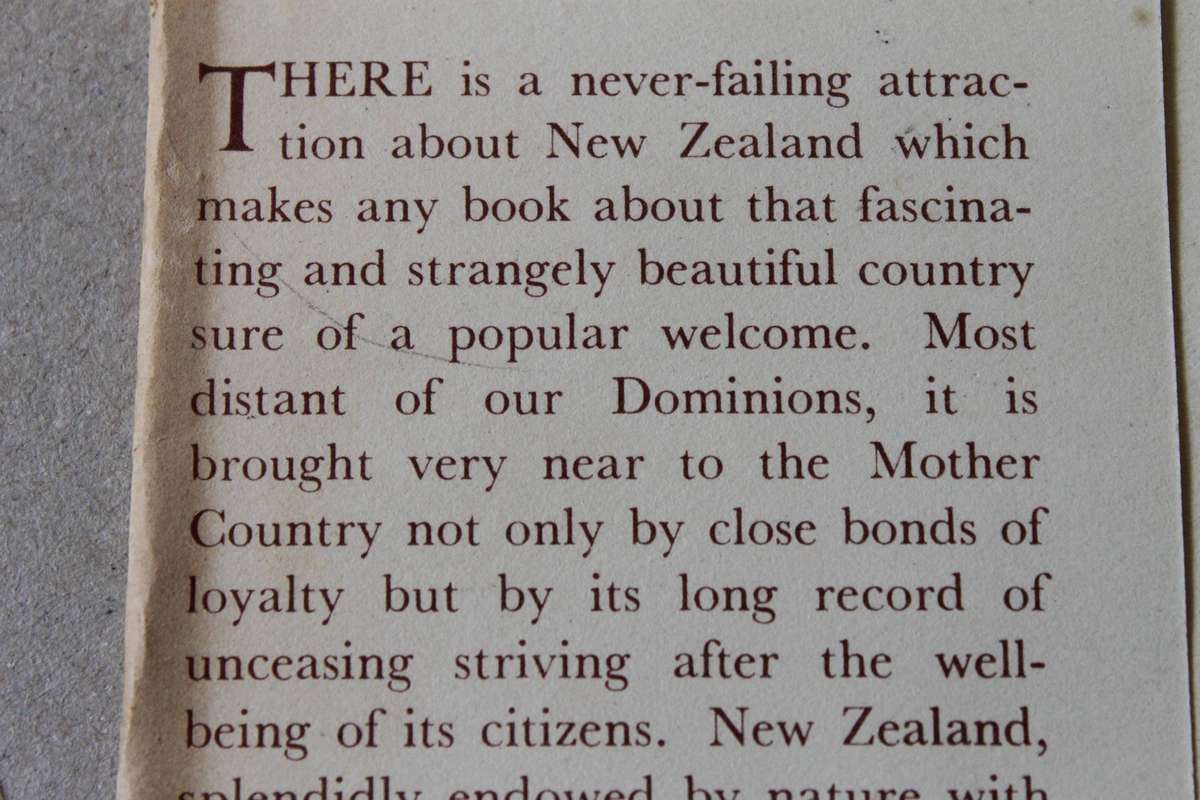 NEW ZEALAND  by Ngaio Marsh