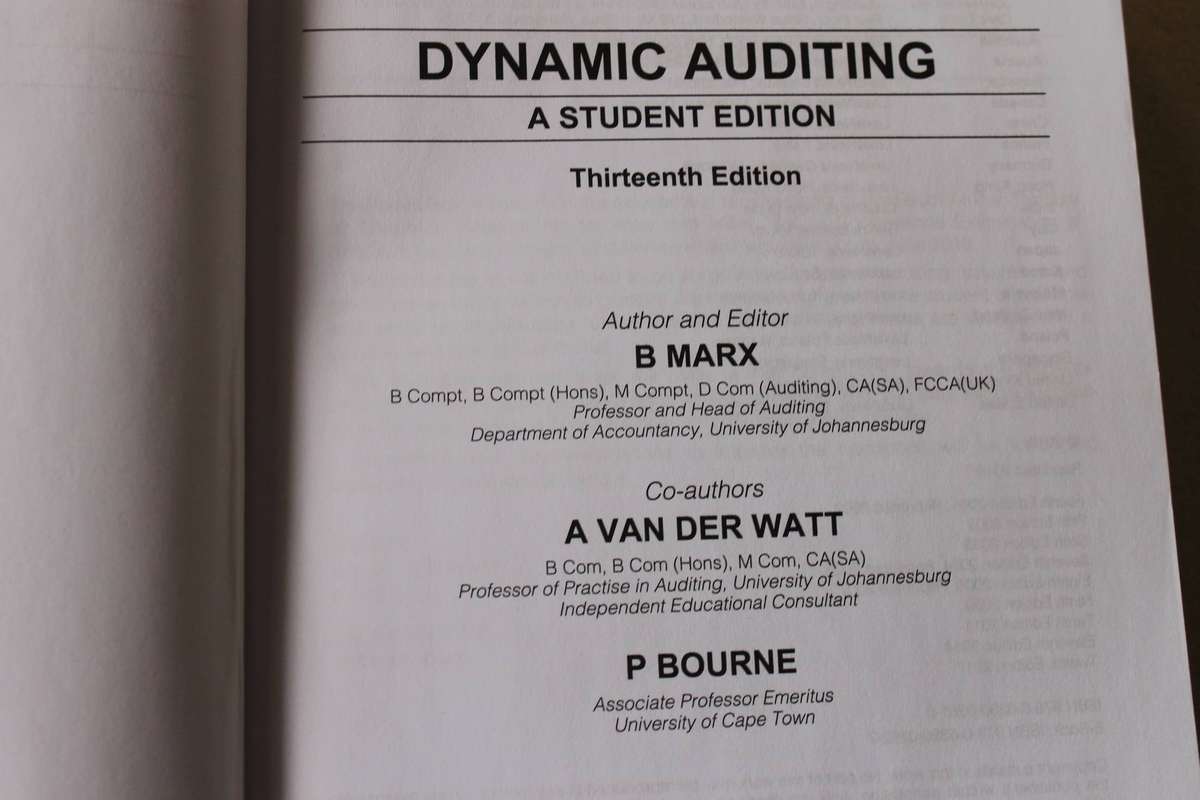 DYNAMIC AUDITING - A STUDENT EDITION  13th Edition 2019  by Mard / V d Walt / Bourne