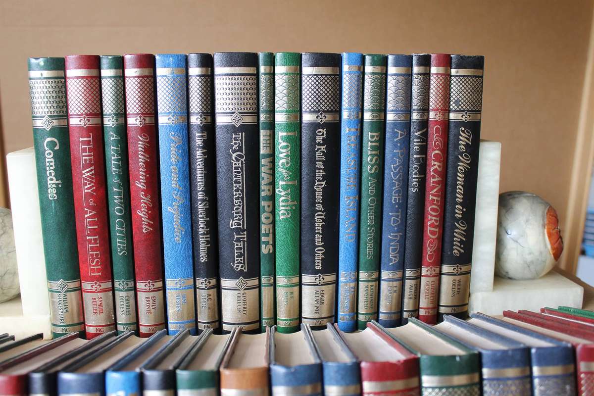 THE GREAT WRITERS LIBRARY (47 Volumes)  Published by Marshall Cavendish between 1986 and 1993