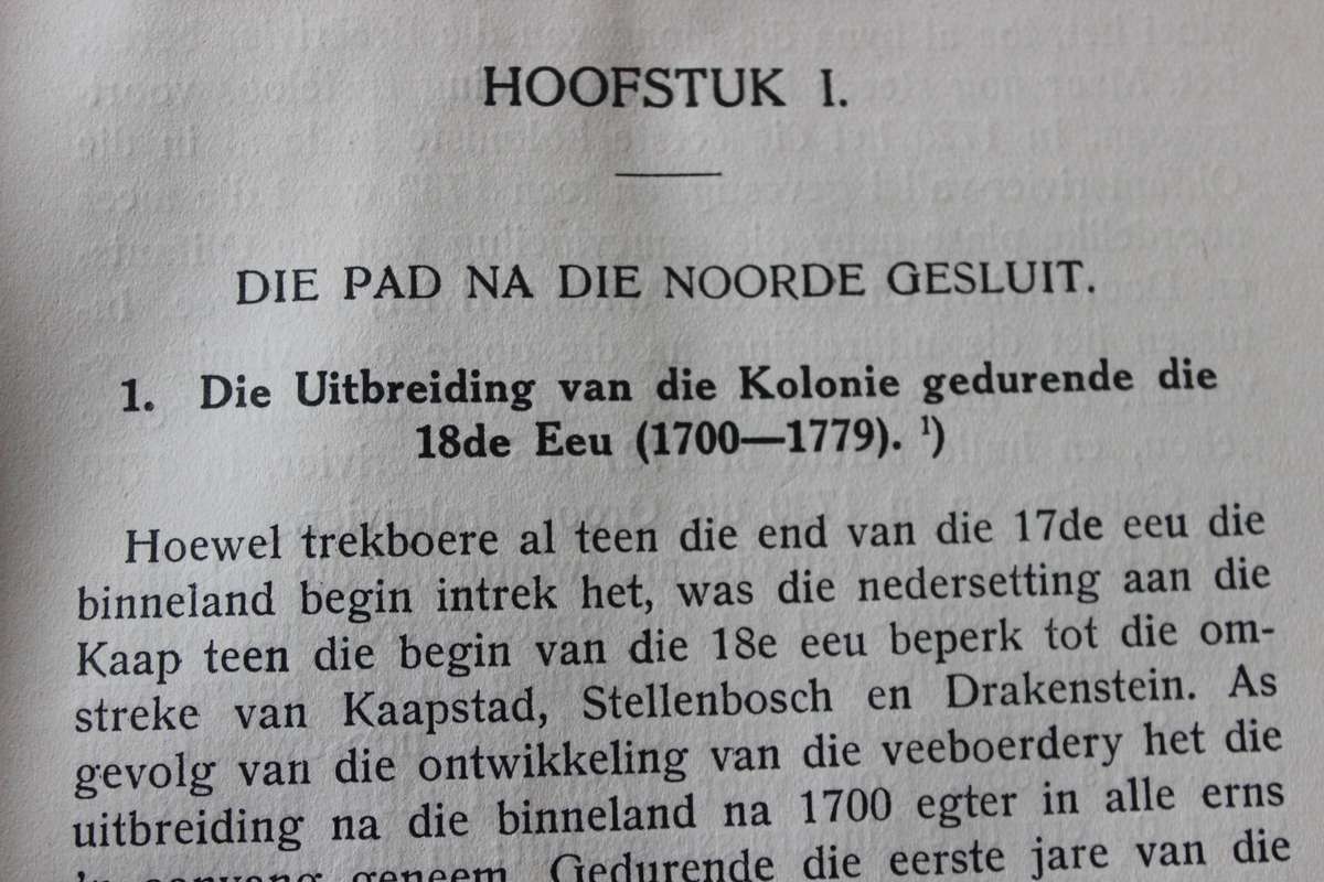 DIE NOORDWAARTSE BEWEGING VAN DIE BOERE VOOR DIE GROOT TREK. (1770-1842) Dr. P.J van der Merwe.
