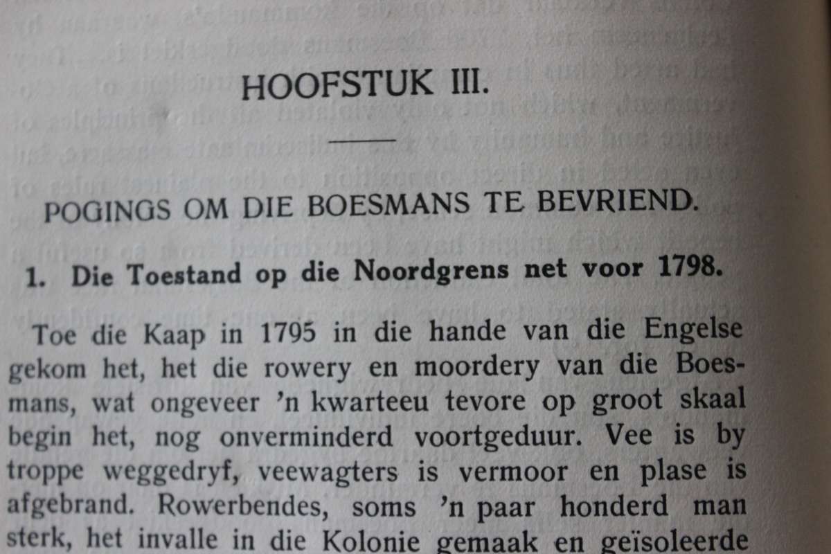 DIE NOORDWAARTSE BEWEGING VAN DIE BOERE VOOR DIE GROOT TREK. (1770-1842) Dr. P.J van der Merwe.