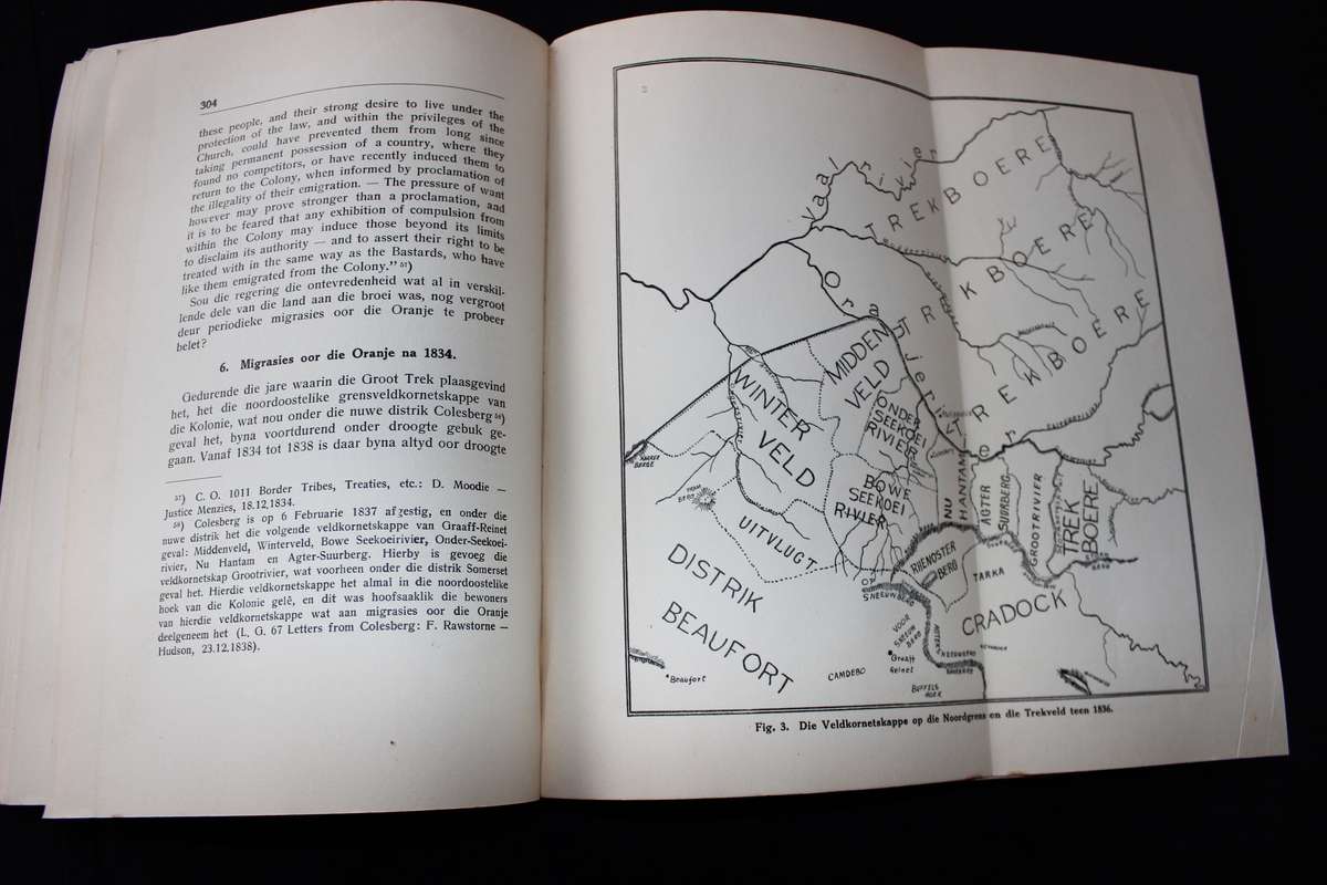 DIE NOORDWAARTSE BEWEGING VAN DIE BOERE VOOR DIE GROOT TREK. (1770-1842) Dr. P.J van der Merwe.