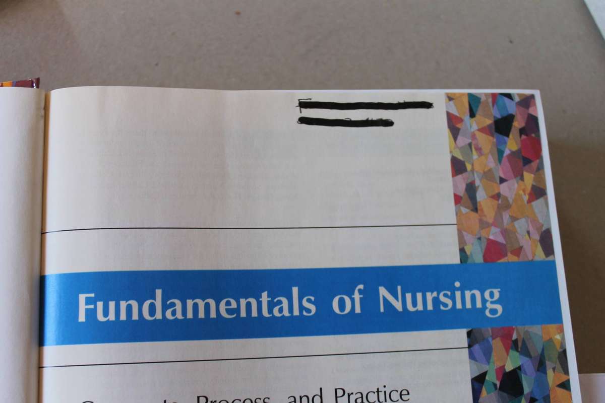 FUNDAMENTALS OF NURSING. Concepts, Process, and Practice  by Barbara Kozier Erb al  6th Edition