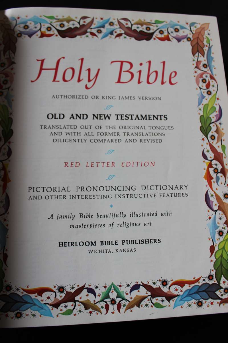 HOLY BIBLE (KING JAMES VERSION) RED LETTER EDITION HEIRLOOM BIBLE PUBLISHERS