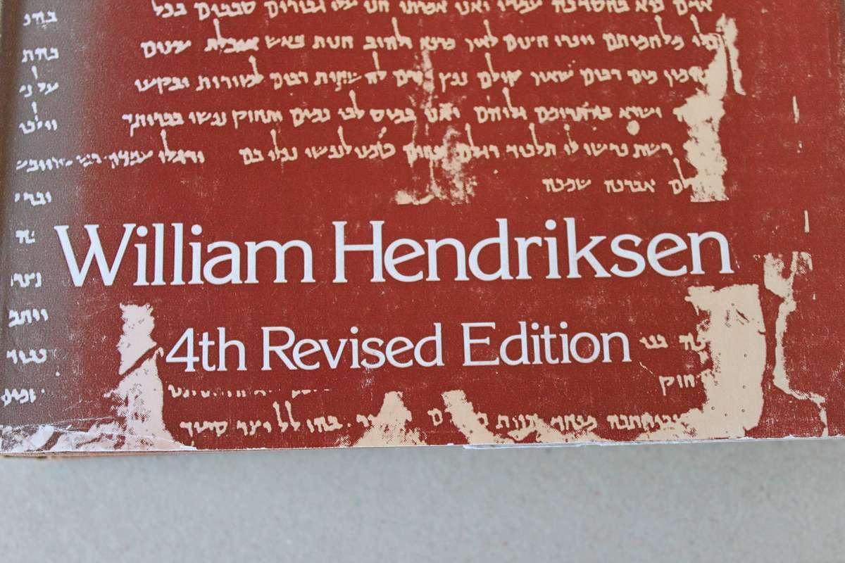 sURVEY OF THE BIBLE  by William Hendriksen 4th Revised Edition 1977