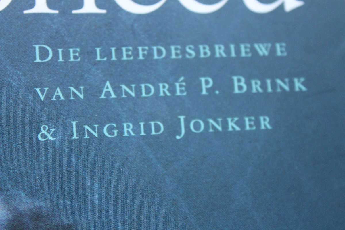 VLAM IN DIE SNEEU  Liefdesbriewe van André P. Brink & Ingrid Jonker