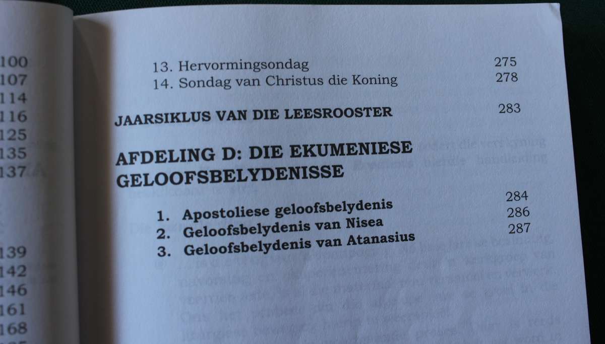 VIR DIE EREDIENS. 'n Handleiding. Nederduitse Gereformeerde Kerk.