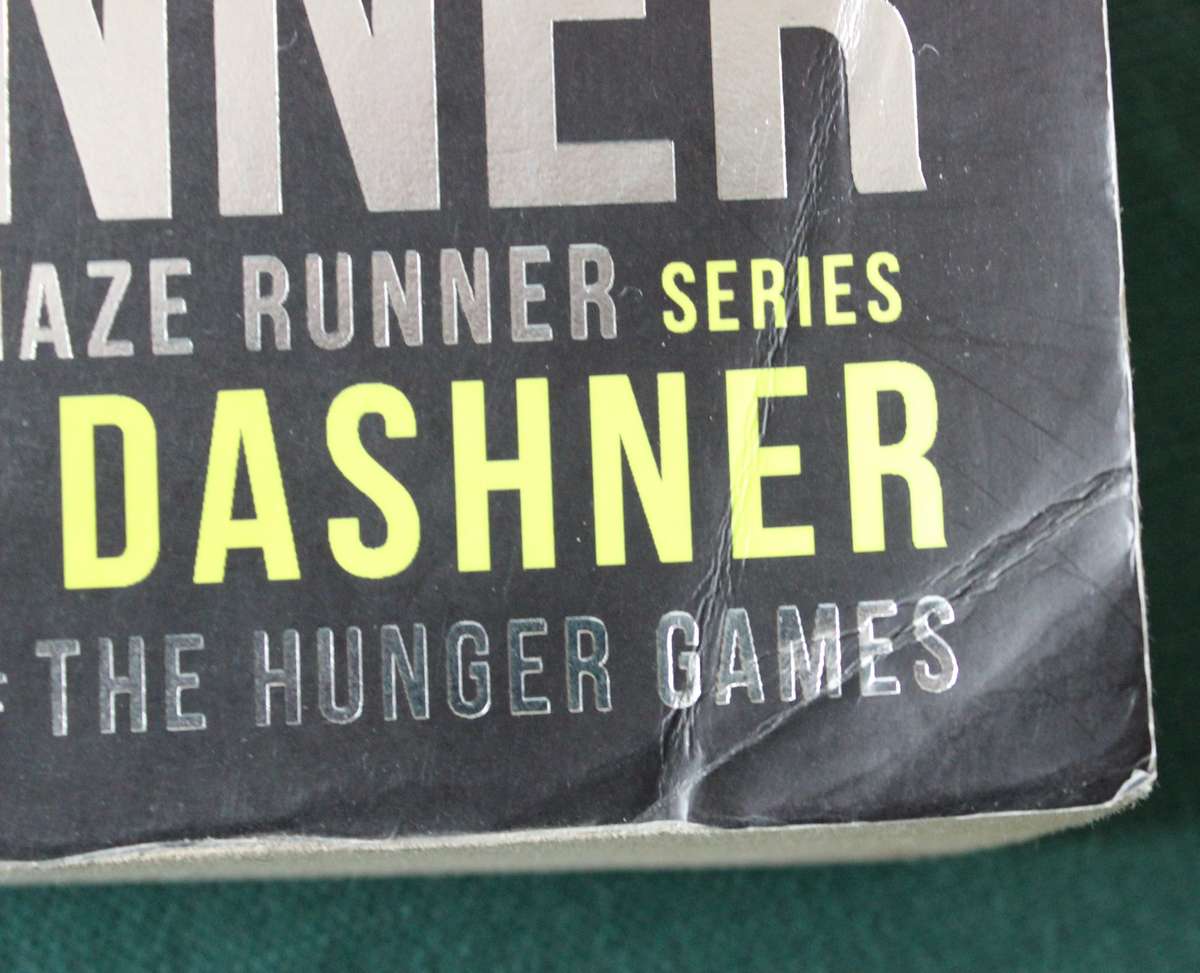 THE MAZE RUNNER. Book 1 in The Maze Runner Series. James Dashner.