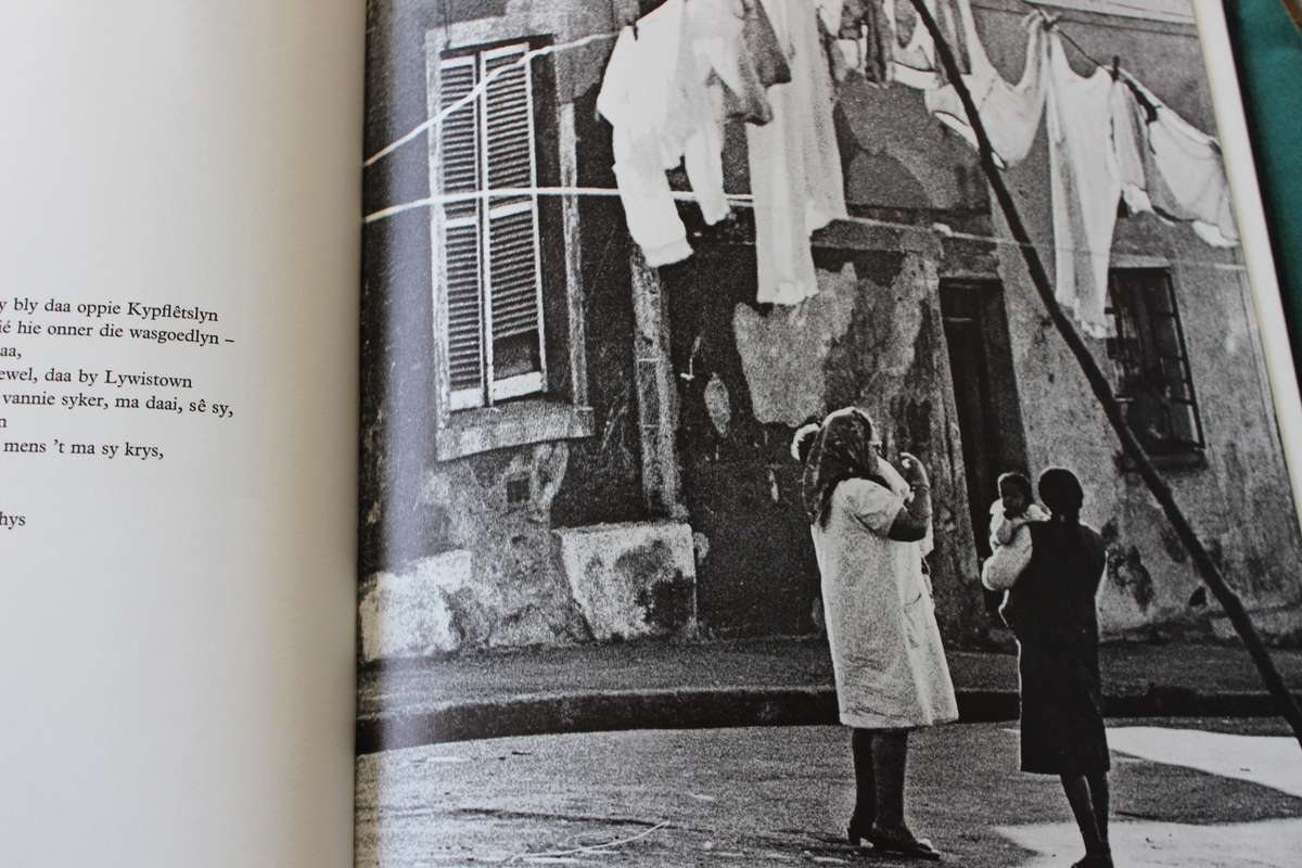 OOS WES TUIS BES. Distrik Ses. Chris Jansen & Adam Small. Beperkte getekende oplaag.