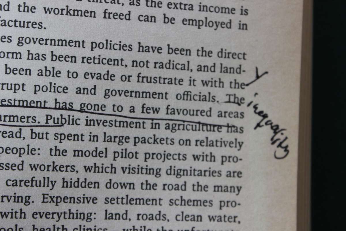 INSIDE THE THIRD WORLD. Paul Harrison. Third edition 1993. With a new postscript.