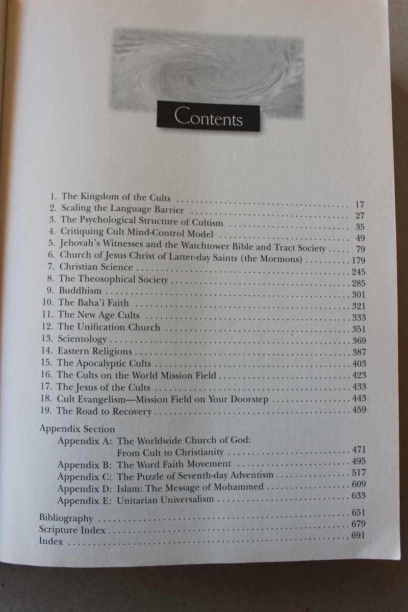 THE KINGDOM OF THE CULTS  by Walter Martin