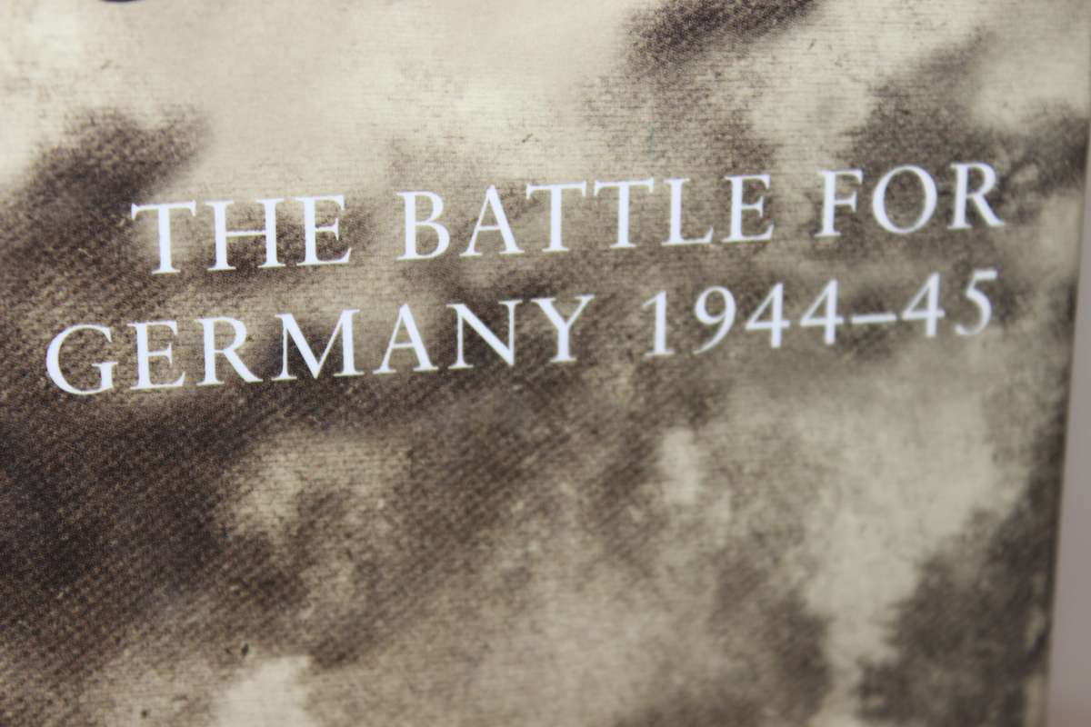 ARMAGEDDON  The Battle for Germany 1944-45  by Max Hastings