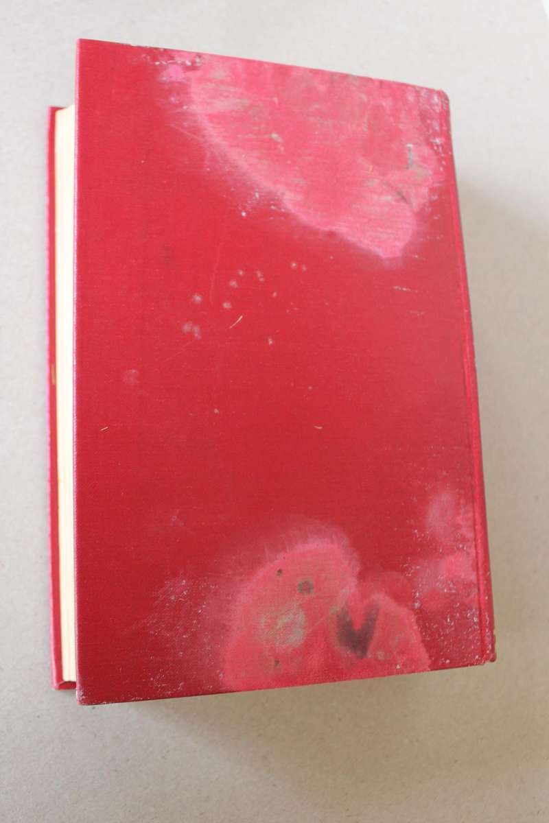 NEW LATIN DICTIONARY- LATIN-ENGLISH  / ENGLISH-LATIN (CASSELL)  by D.P. Simpson