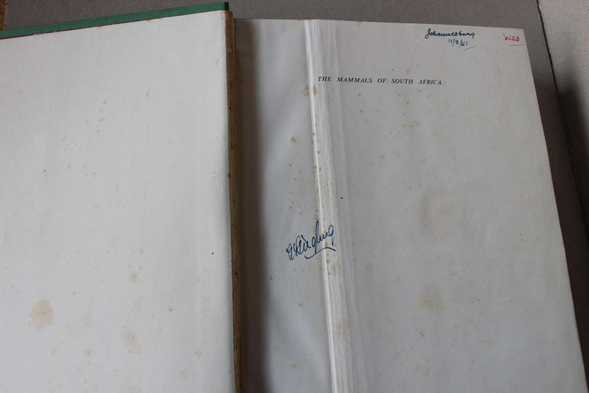 THE MAMMALS OF SOUTH AFRICA  by Austin Roberts