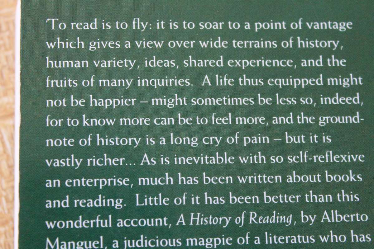 A HISTORY OF READING  by Alberto Manguel