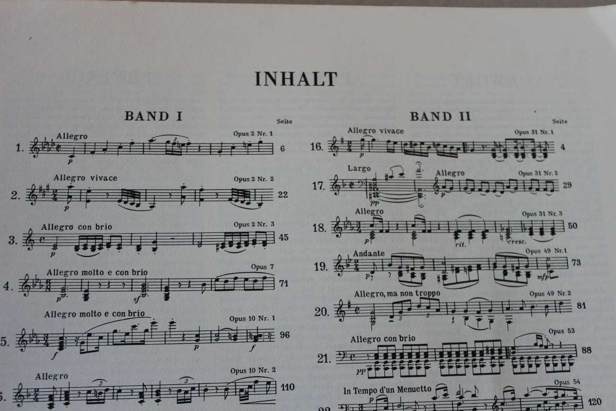 BEETHOVER KLAVIERSONATEN  BAND 1 EN BAND 2. Urtext  G. Henle Verlag