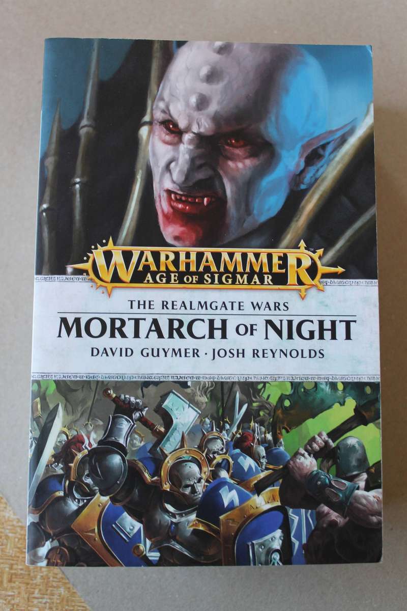 4 PAPERBACKS: THE REALMGATE WARS - WARHAMMER AGE OF SIGMAR  Nos 5, 8, 9 and 10