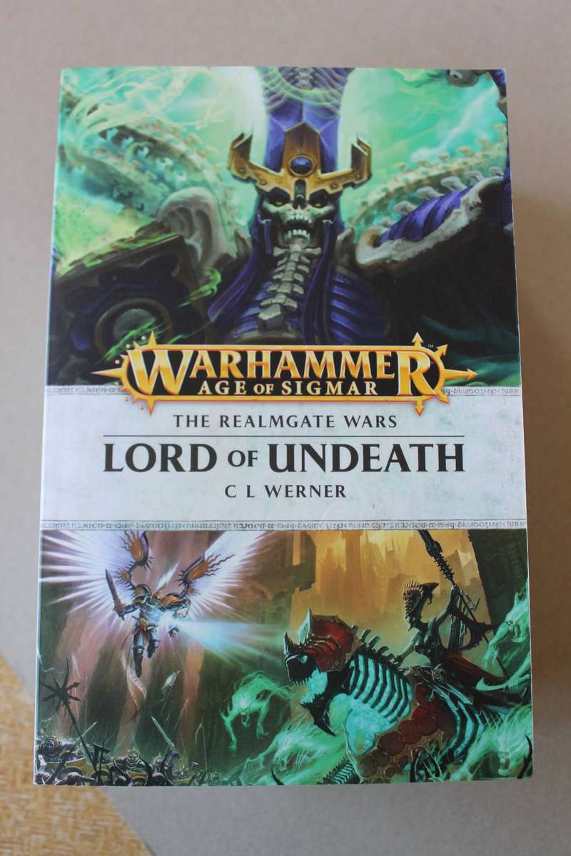 4 PAPERBACKS: THE REALMGATE WARS - WARHAMMER AGE OF SIGMAR  Nos 5, 8, 9 and 10