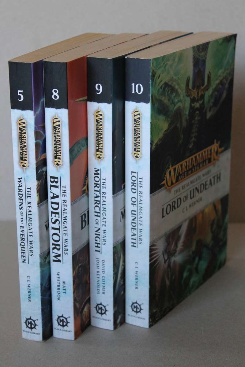 4 PAPERBACKS: THE REALMGATE WARS - WARHAMMER AGE OF SIGMAR  Nos 5, 8, 9 and 10