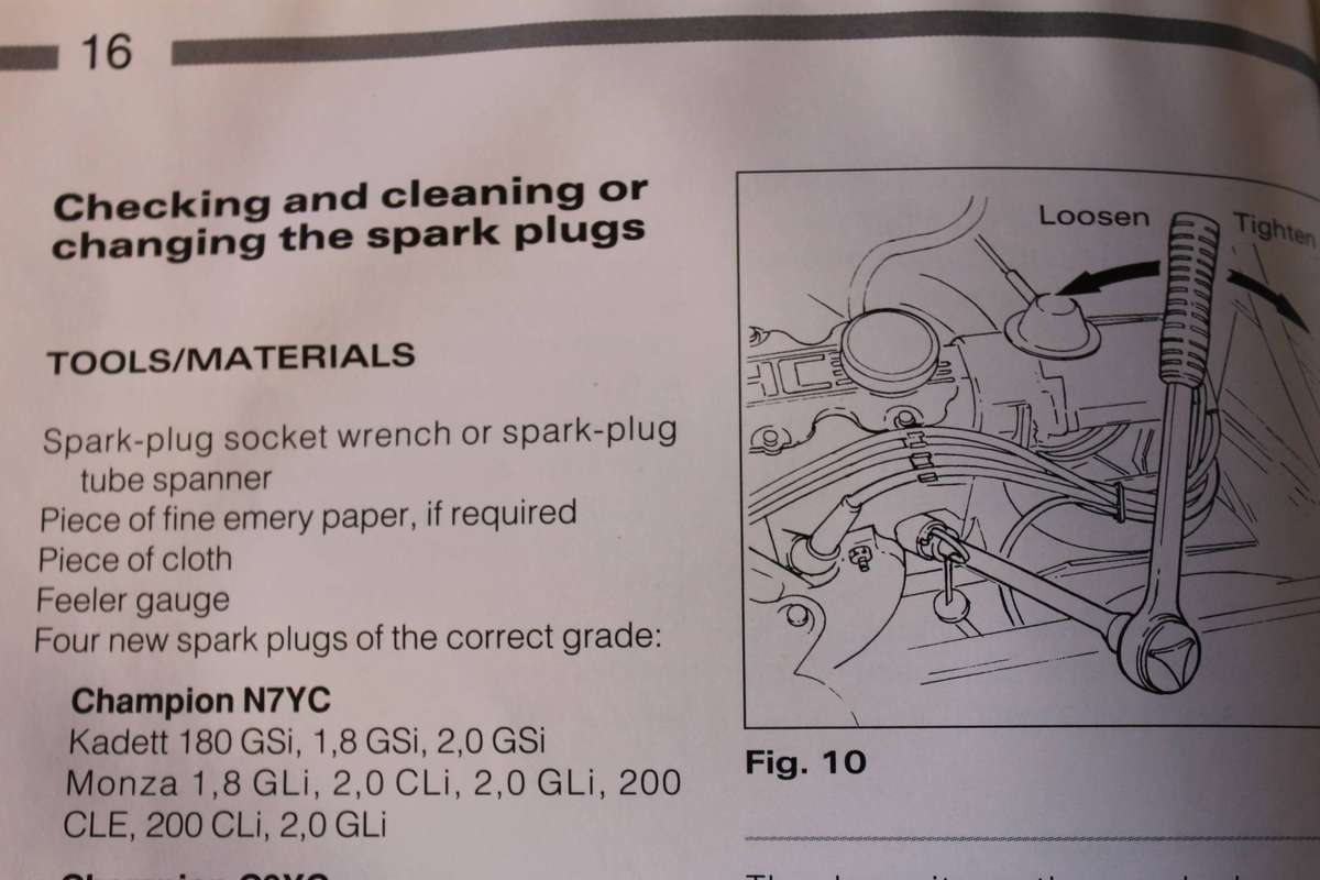 DIY SERVICE MANUAL: OPEL KADETT AND MONZA 1987 - 1992  by Erwin von Kloeg