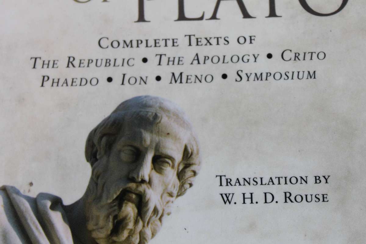 GREAT DIALOGUES OF PLATO  Translation by W. H. D. Rouse