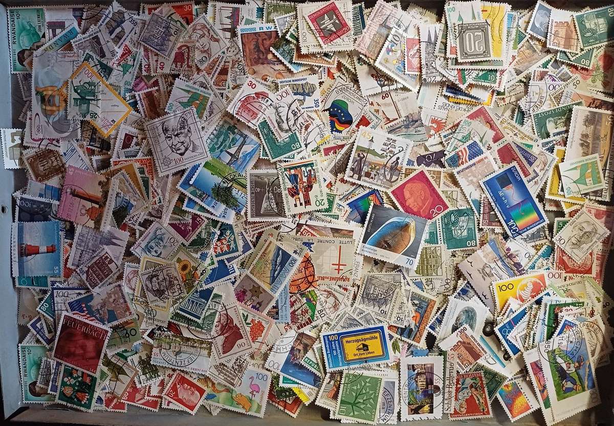1400 world stamps starting at 13c each