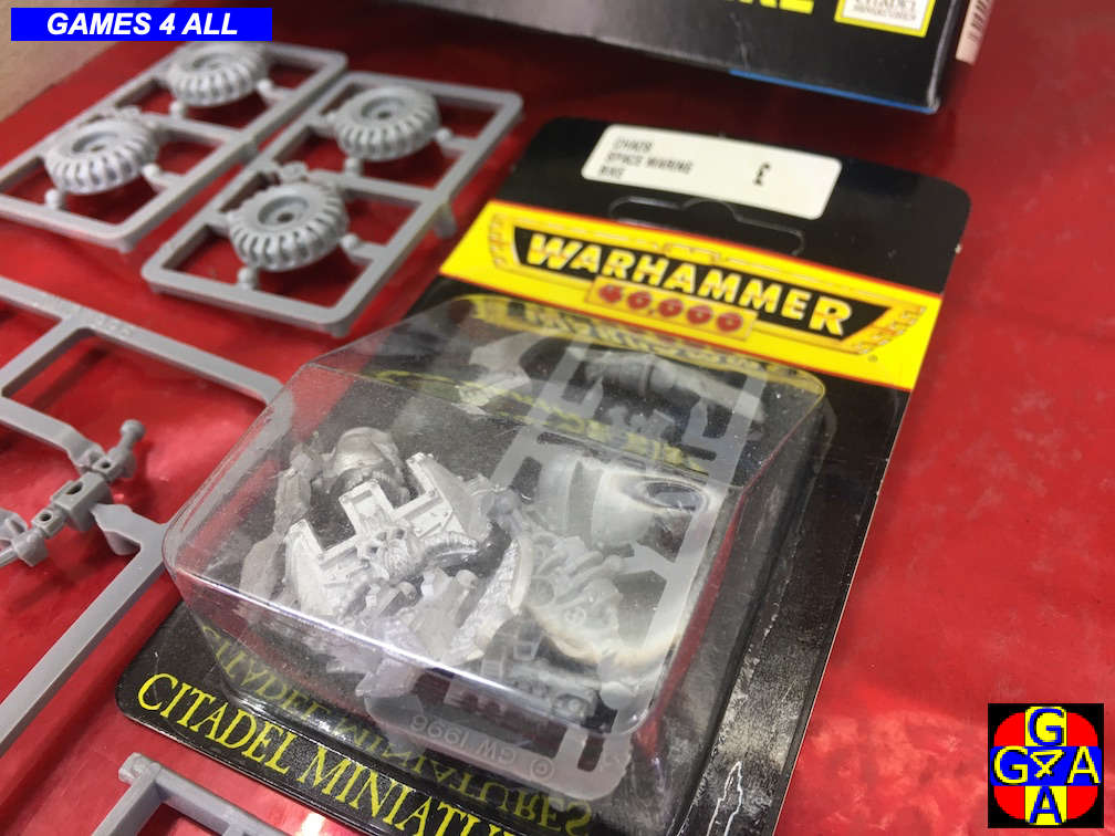 2 NEW !!! Warhammer 40000 Chaos Space Marine Bike - ONE BID FOR BOTH