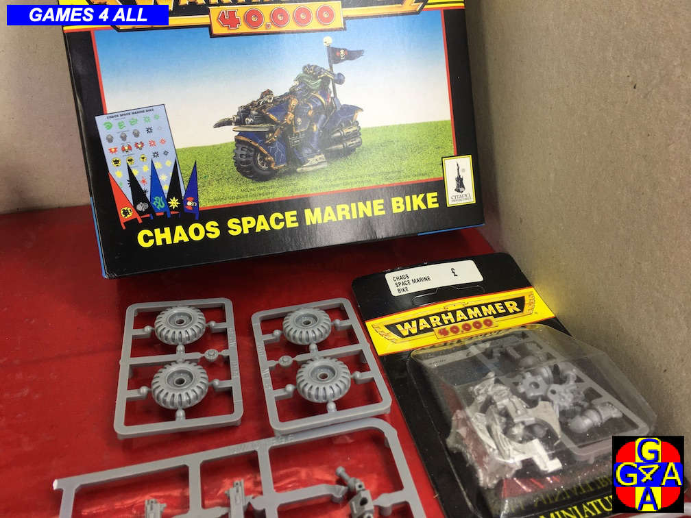 2 NEW !!! Warhammer 40000 Chaos Space Marine Bike - ONE BID FOR BOTH