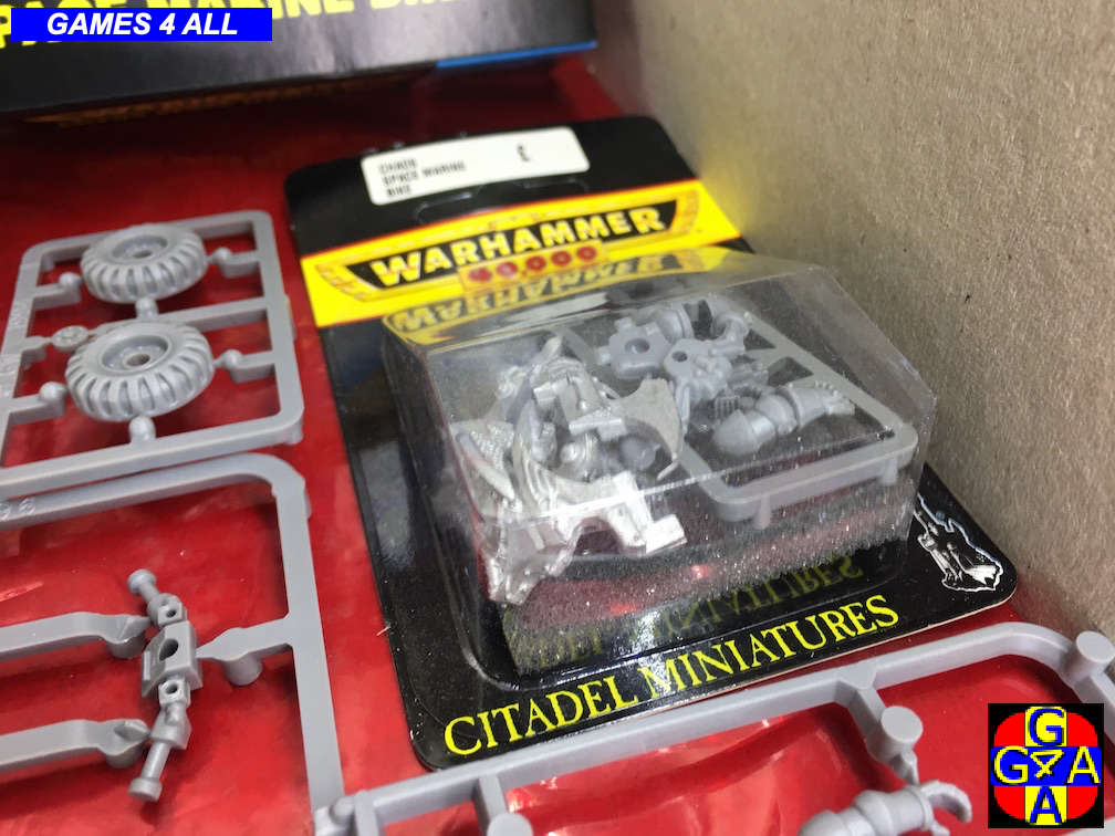 2 NEW !!! Warhammer 40000 Chaos Space Marine Bike - ONE BID FOR BOTH