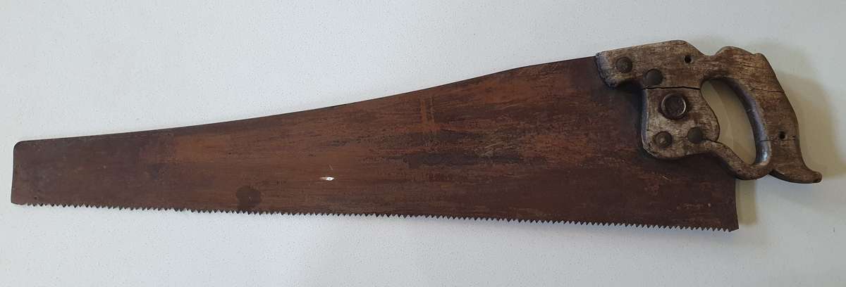 Vintage DISSTON PHILA saw as per photo