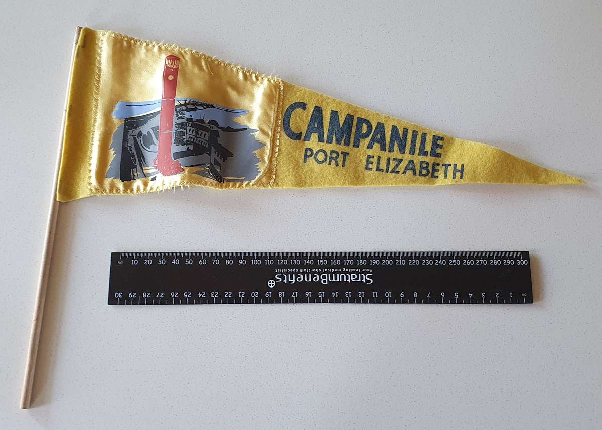 6x Vintage landmark memorabilia flags as per photo