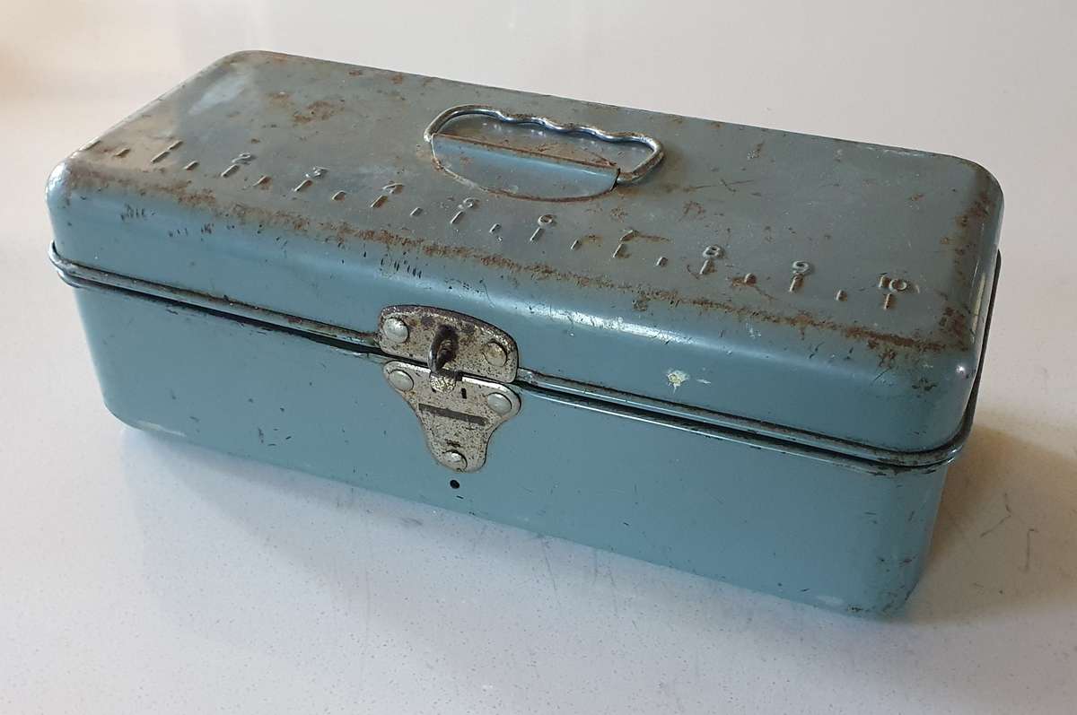 Vintage toolbox as per photos