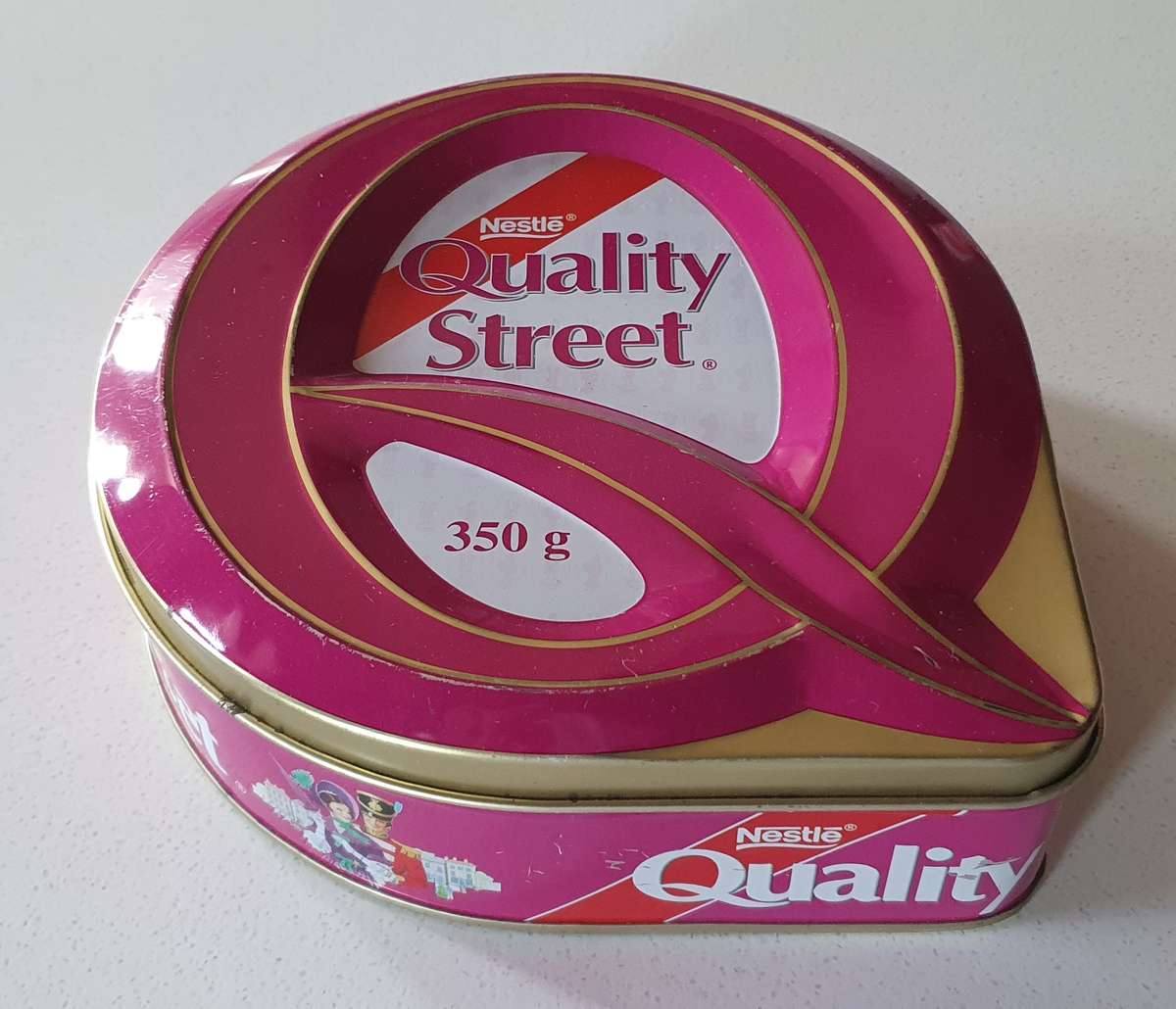 Nestle QUALITY STREET tin as per photos