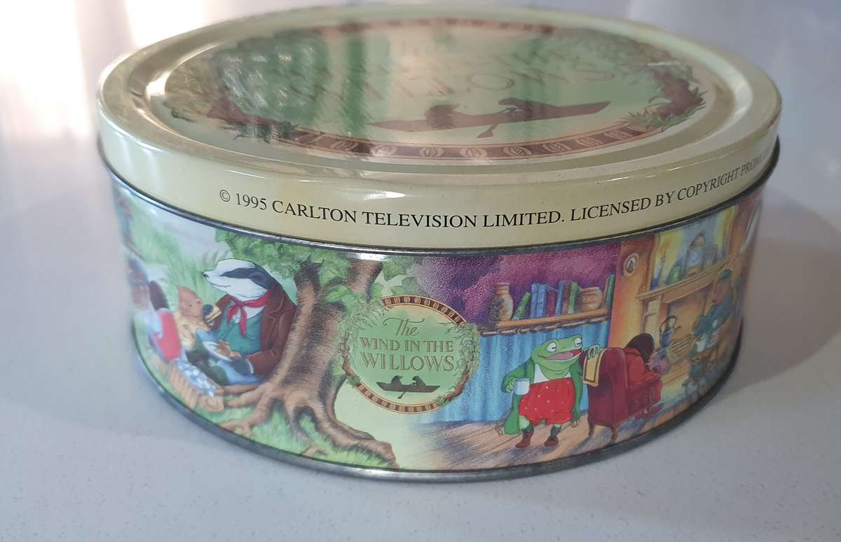 THE WIND IN THE WILLOWS tin as per photos