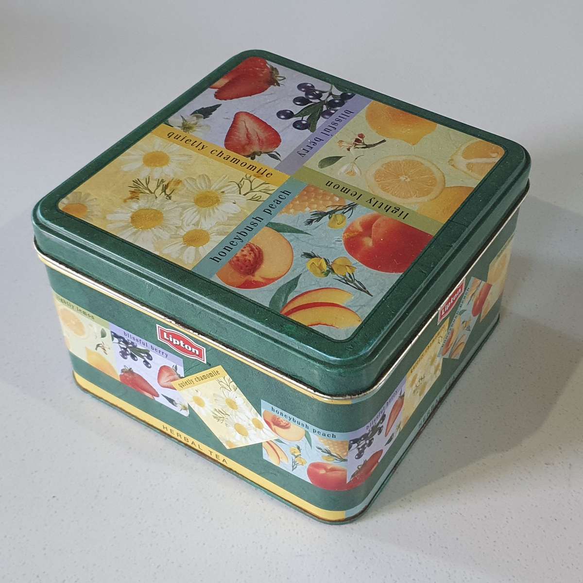 LIPTON TEA tin as per photos