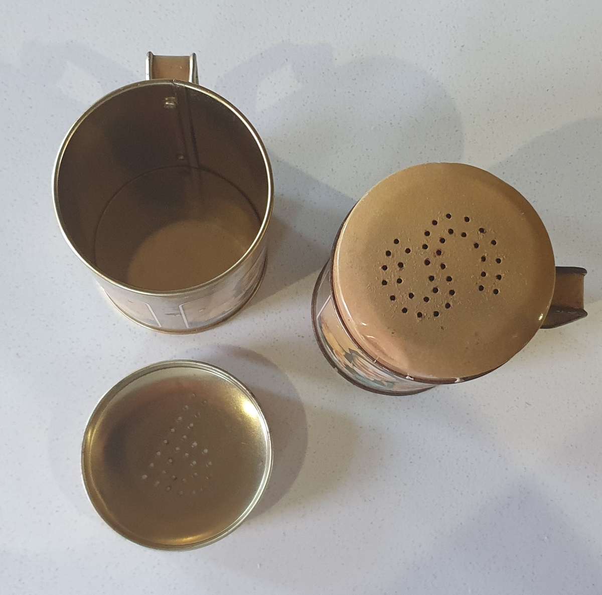 MAZAWATTEE TEA, SALT AND PEPPER tin as per photos