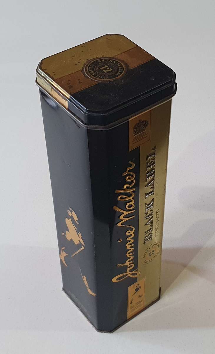 Johnnie Walker tin as per photos