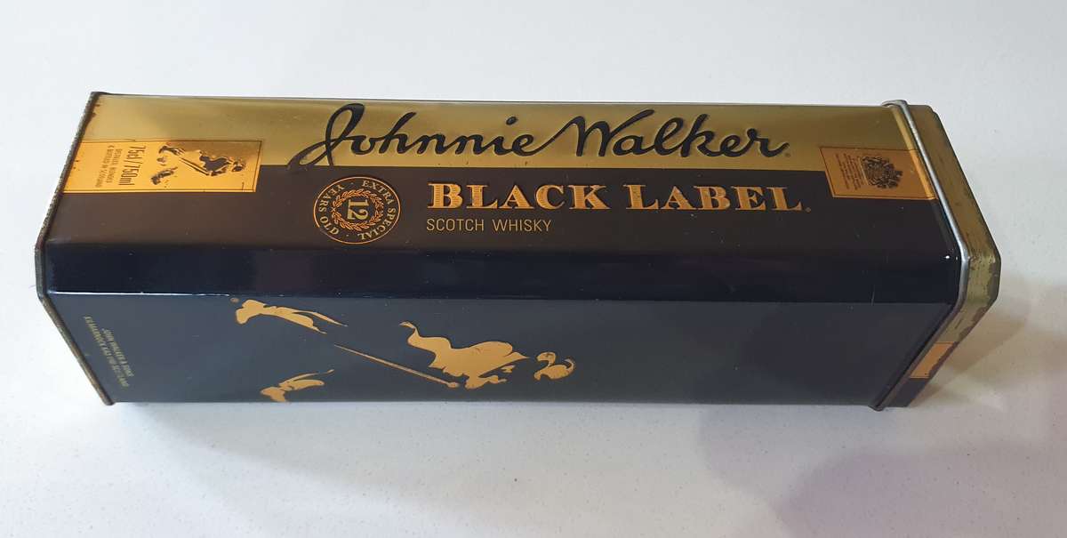 Johnnie Walker tin as per photos