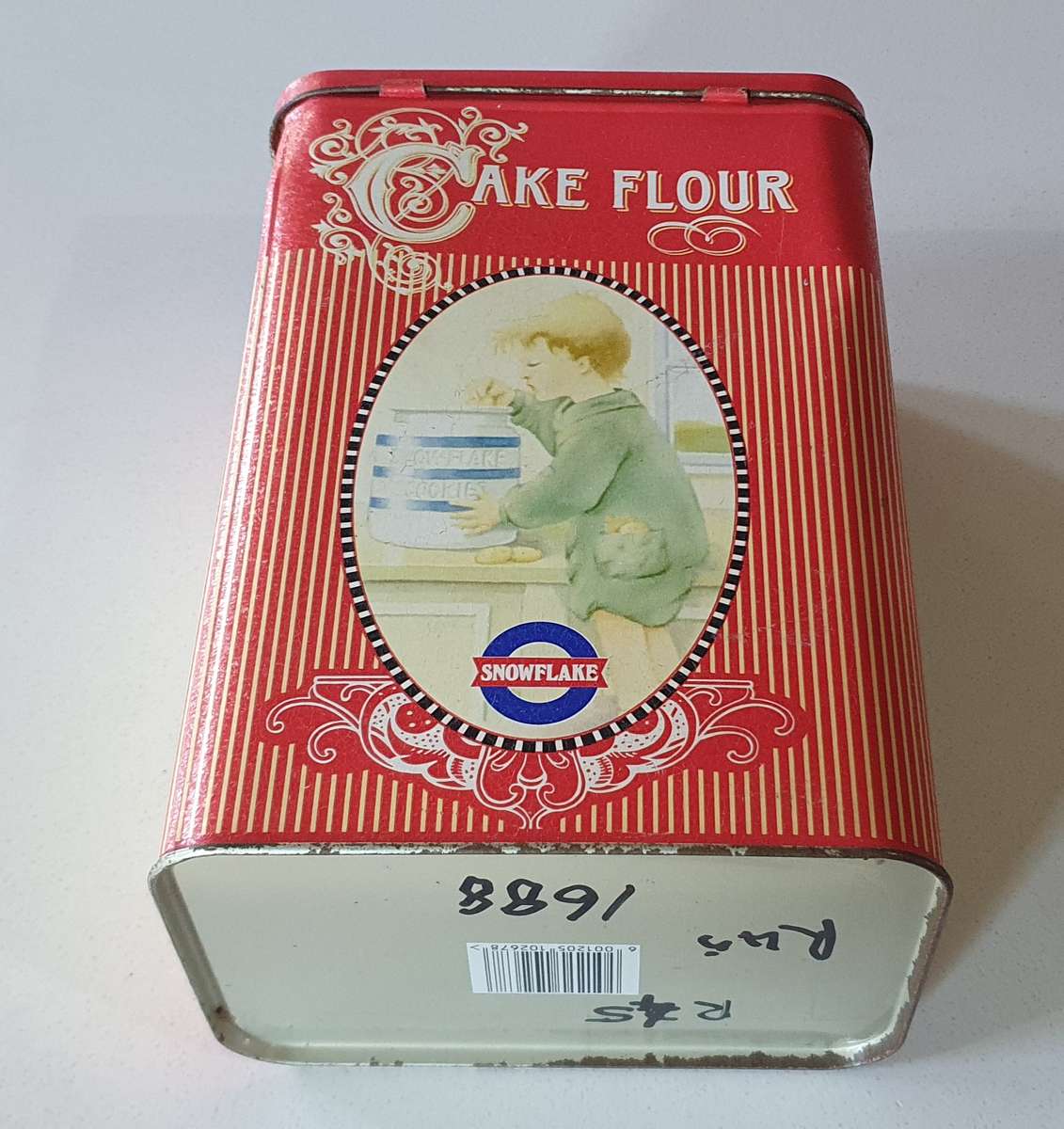 SNOWFLAKE CAKE FLOUR tin as per photo.