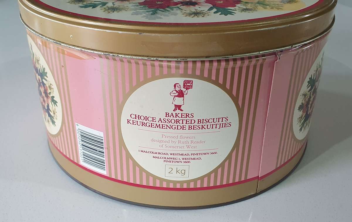 BAKERS BISCUITS tin as per photos