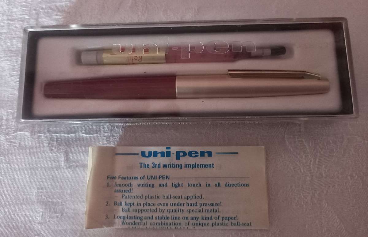 Uni Pen (vintage)