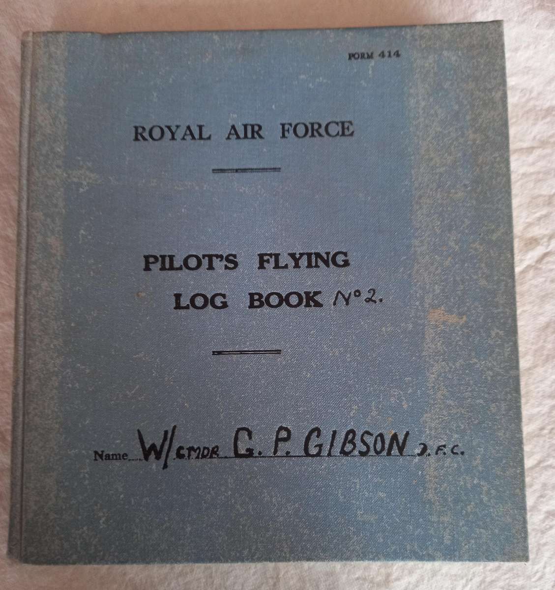 Royal Air Force, Pilots Flying Log Book, nr 2 (1940)
